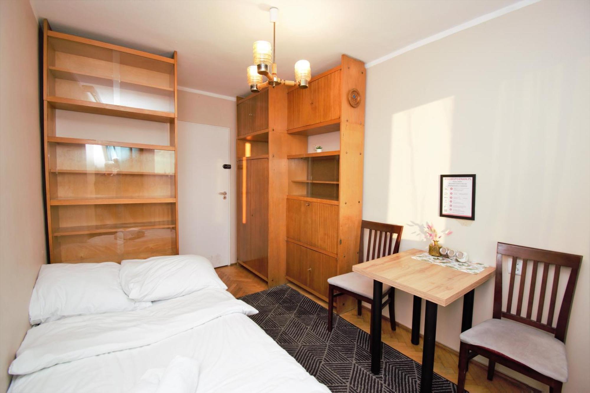 Roomspoznan Pl - Powstancow Wielkopolskich 23 - 24H Self Check-In Esterno foto